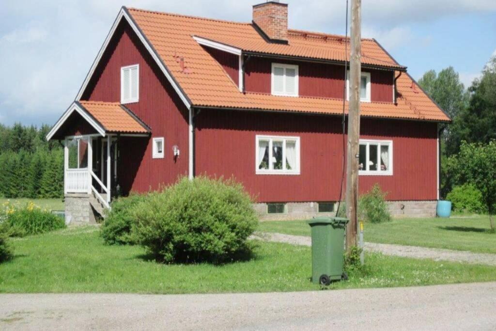 Egen Laegenhet I 2-Familjshus Pa Landet. Villa Tierp Dış mekan fotoğraf